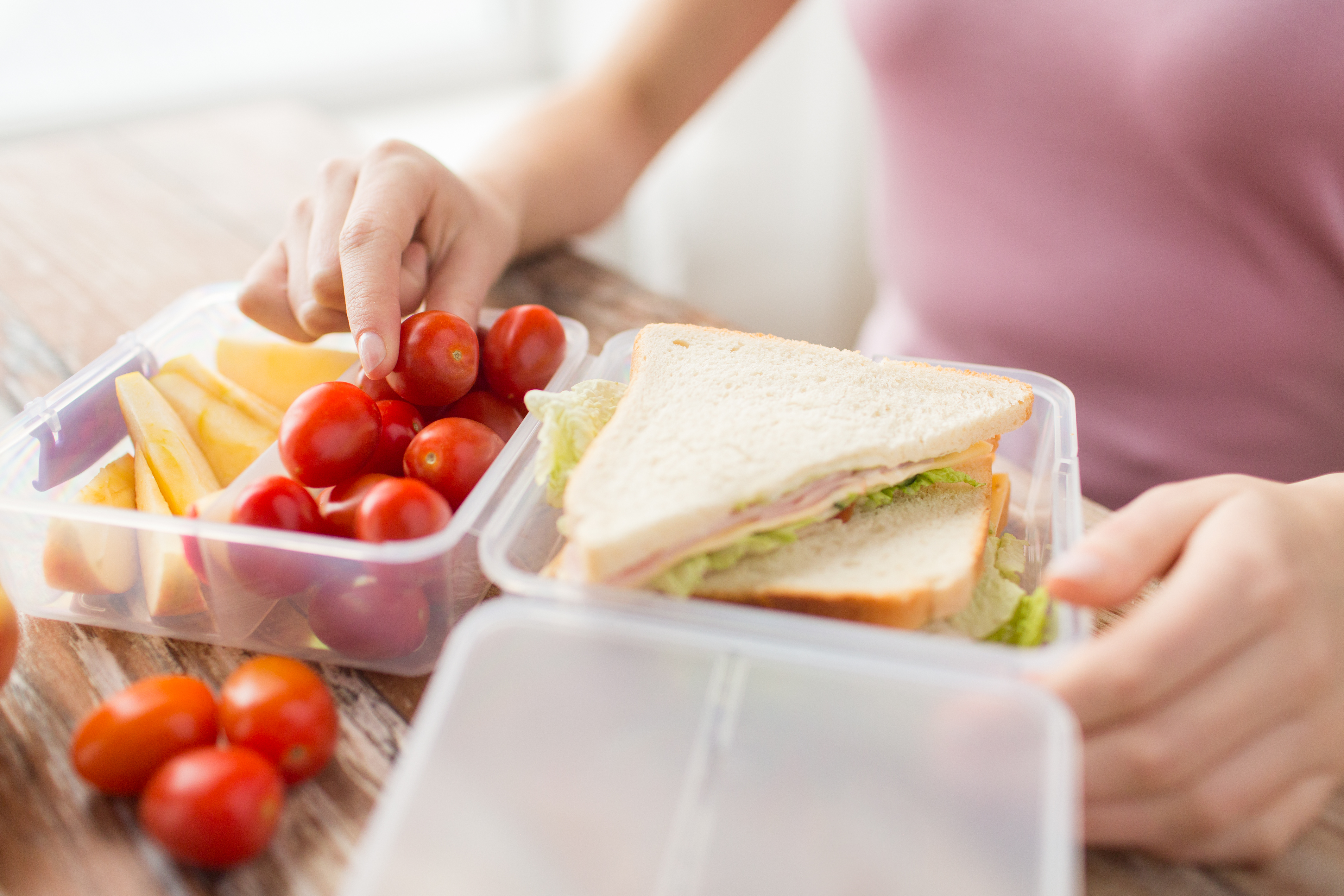 EU proposes new stricter SML for bisphenol A